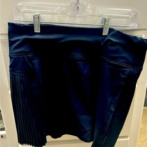 ATHLETA  tennis skort. Navy. Size M